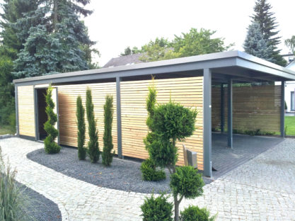 Breiter Doppelcarport