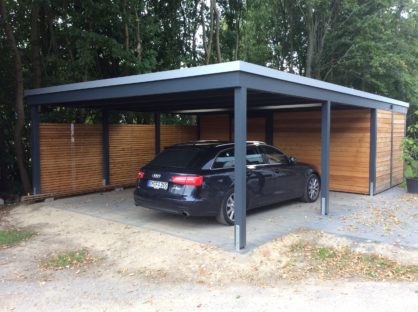 Doppelcarport mit großem Abstellraum